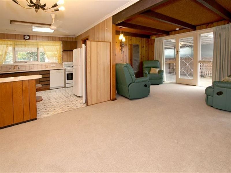 33 Ranfurlie Drive, Glen Waverley VIC 3150