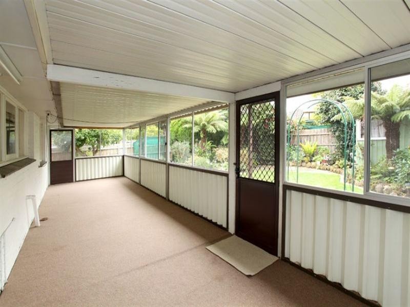 33 Ranfurlie Drive, Glen Waverley VIC 3150