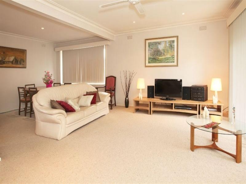 26 Angus Drive, Glen Waverley VIC 3150