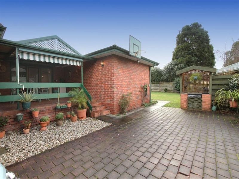 3 Laturns Court, Vermont South VIC 3133