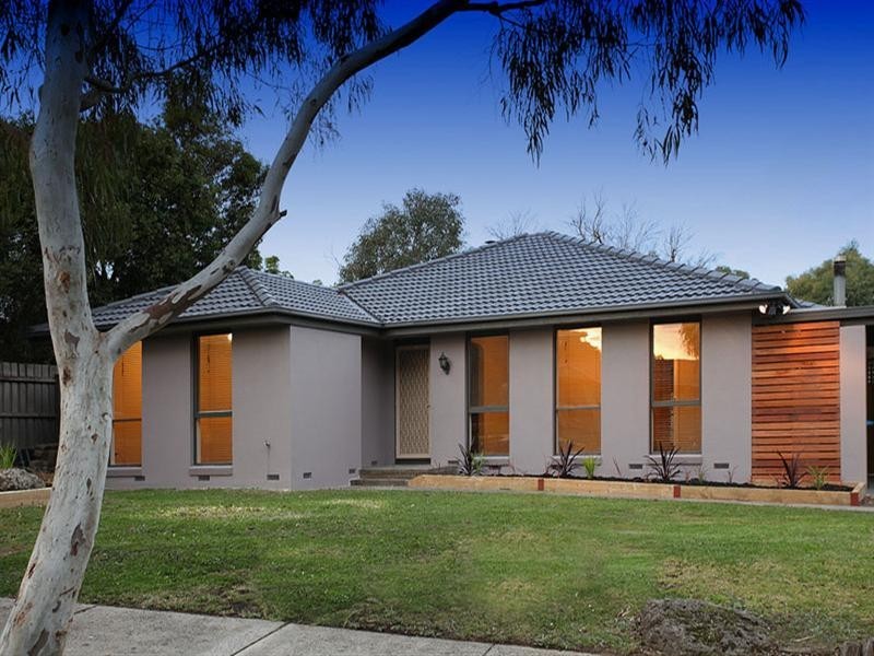 9 Taunton Crescent, Scoresby VIC 3179