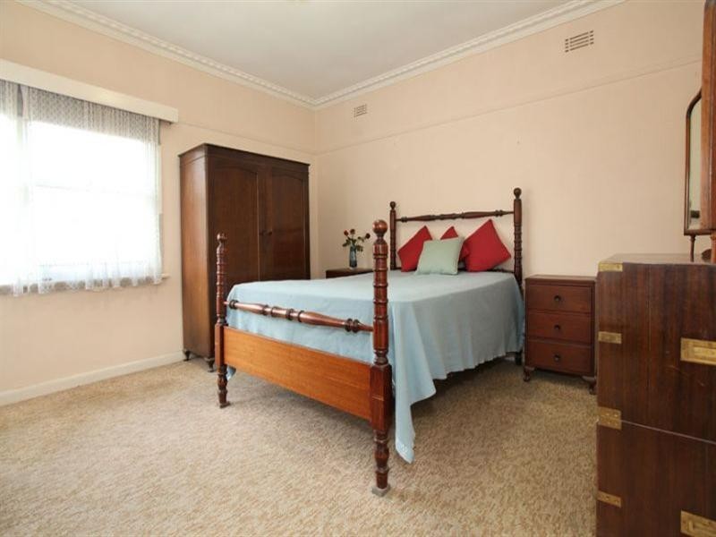 26 Avondale Grove, Mount Waverley VIC 3149