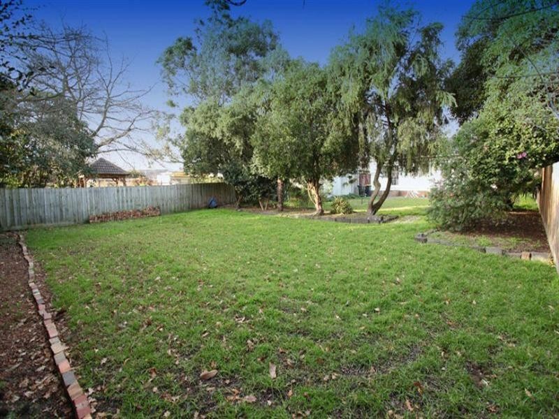 26 Avondale Grove, Mount Waverley VIC 3149