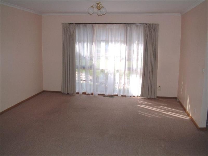 58 Kenross Drive, Wheelers Hill VIC 3150