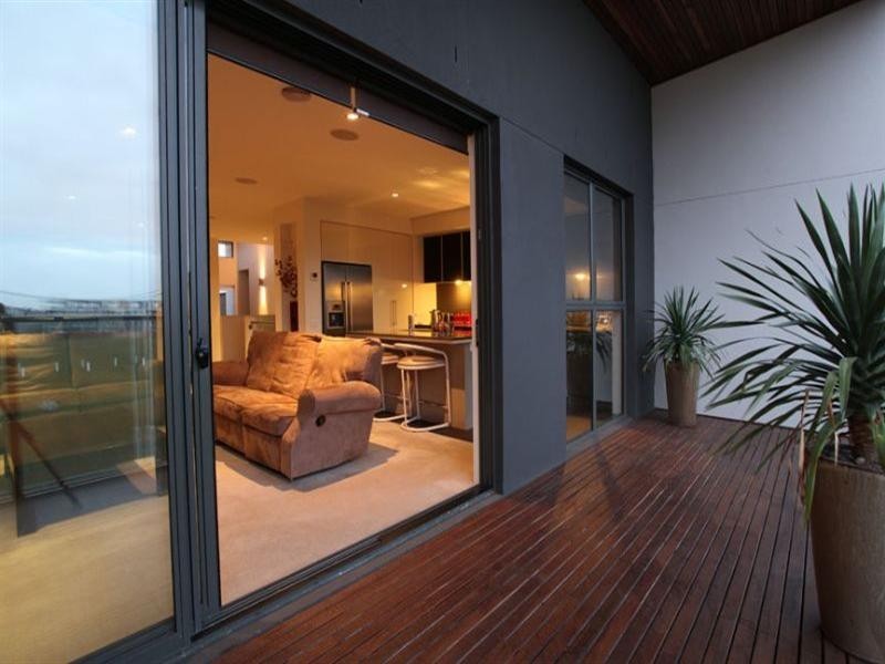 44 Waverley Park Drive, Mulgrave VIC 3170