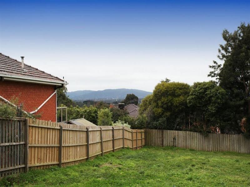 12 Brazilia Drive, Glen Waverley VIC 3150