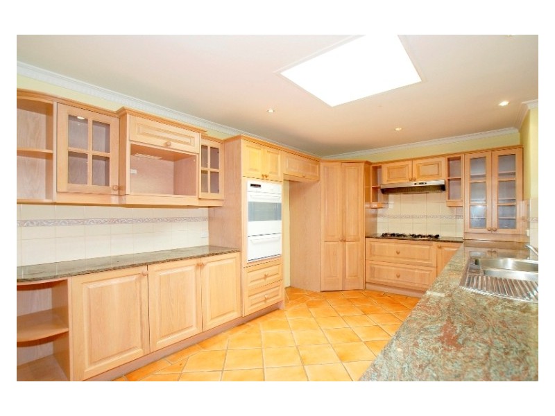 11 Oakbank Court, Wheelers Hill VIC 3150