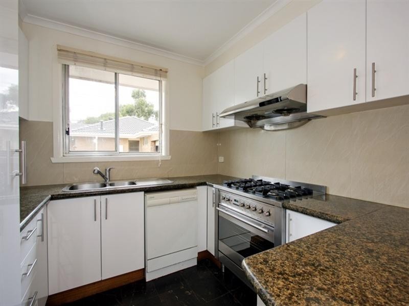 2/598 Highbury Road, Glen Waverley VIC 3150