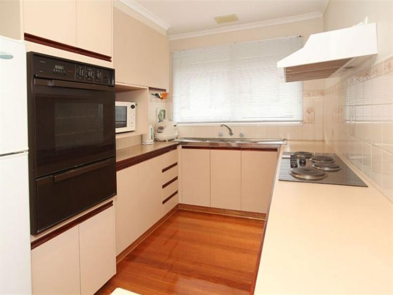 43 Phoenix Drive, Wheelers Hill VIC 3150