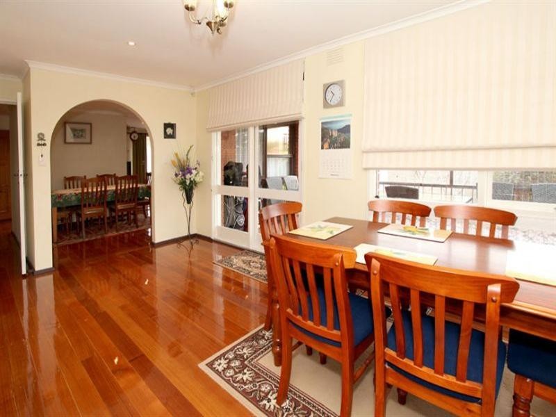 43 Phoenix Drive, Wheelers Hill VIC 3150