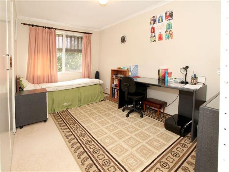 43 Phoenix Drive, Wheelers Hill VIC 3150