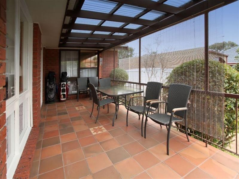 43 Phoenix Drive, Wheelers Hill VIC 3150