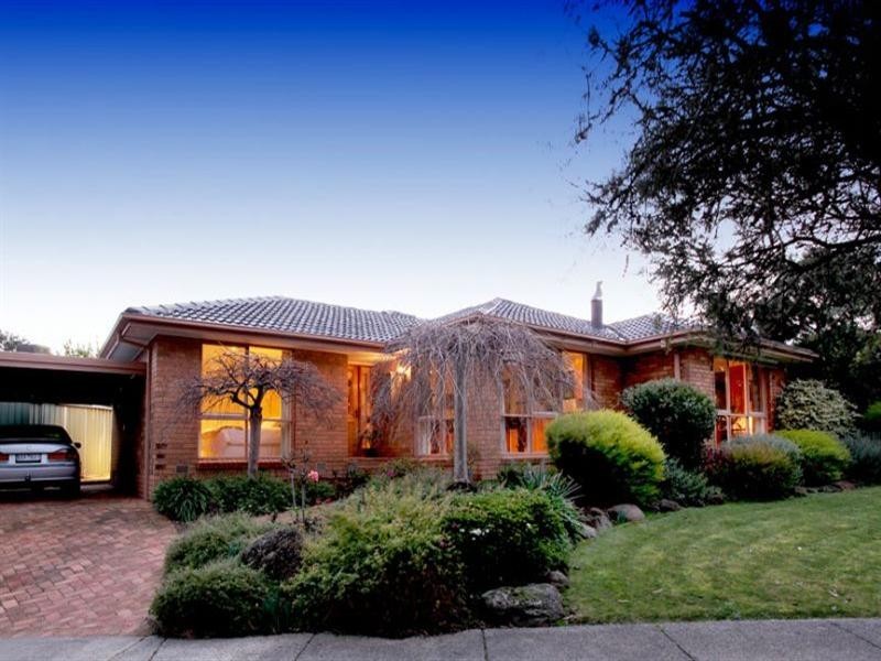 49 Mary Avenue, Wheelers Hill VIC 3150