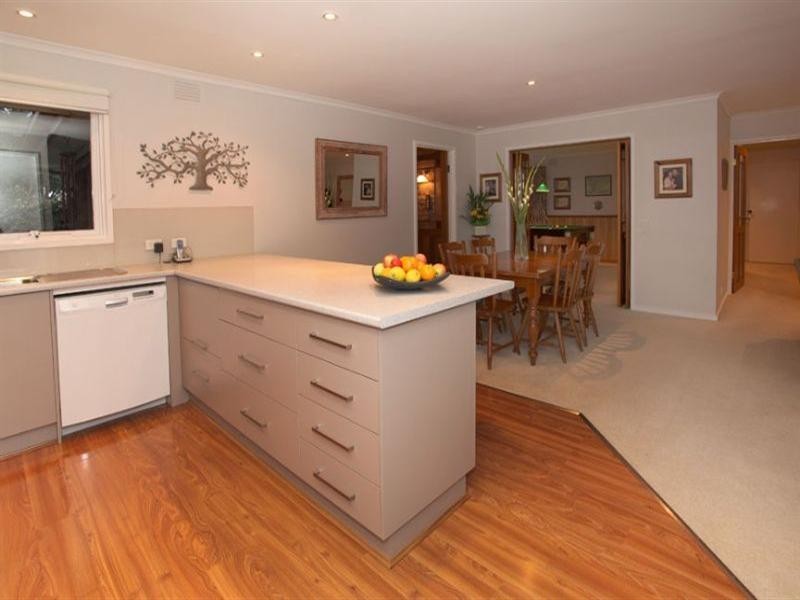 49 Mary Avenue, Wheelers Hill VIC 3150