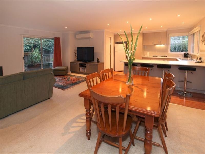 49 Mary Avenue, Wheelers Hill VIC 3150