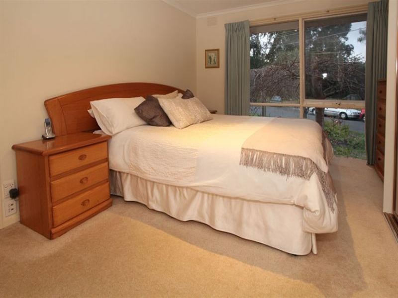 49 Mary Avenue, Wheelers Hill VIC 3150