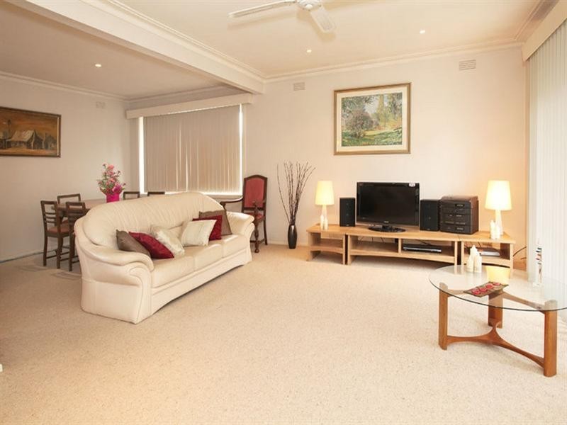 26 Angus Drive, Glen Waverley VIC 3150