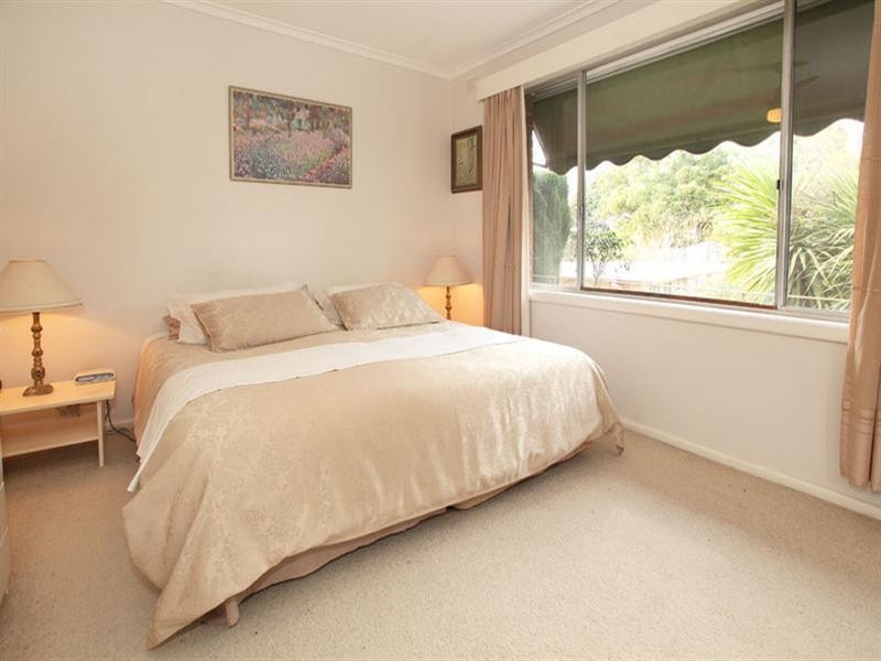 26 Angus Drive, Glen Waverley VIC 3150