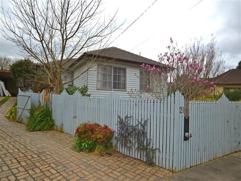21 Bess Court, Dandenong VIC 3175