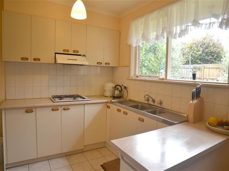 101 Whites Lane, Glen Waverley VIC 3150