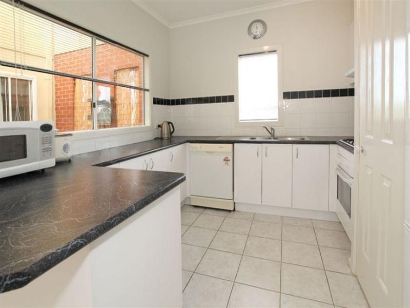 1 Hannah Close, Glen Waverley VIC 3150