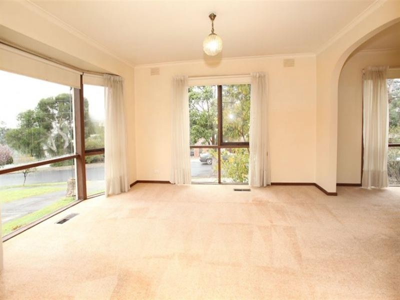 4/11 Saladin Avenue, Glen Waverley VIC 3150