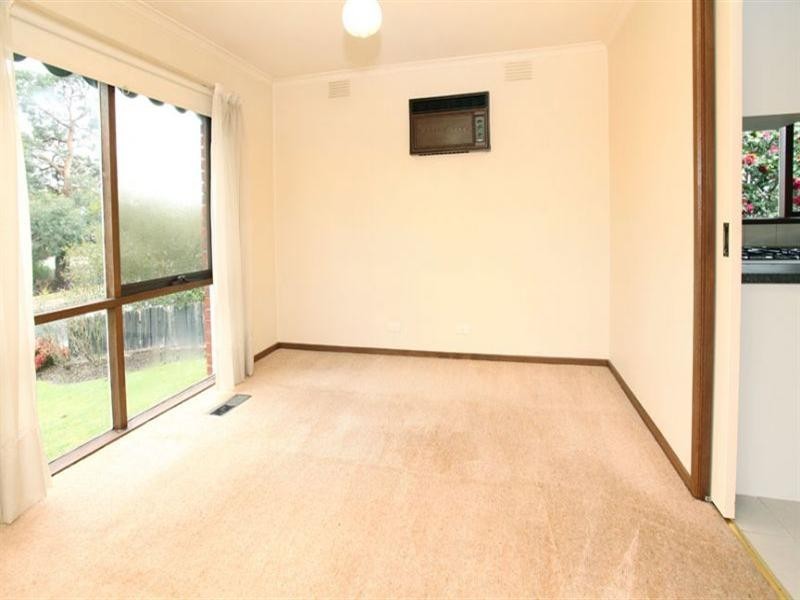 4/11 Saladin Avenue, Glen Waverley VIC 3150