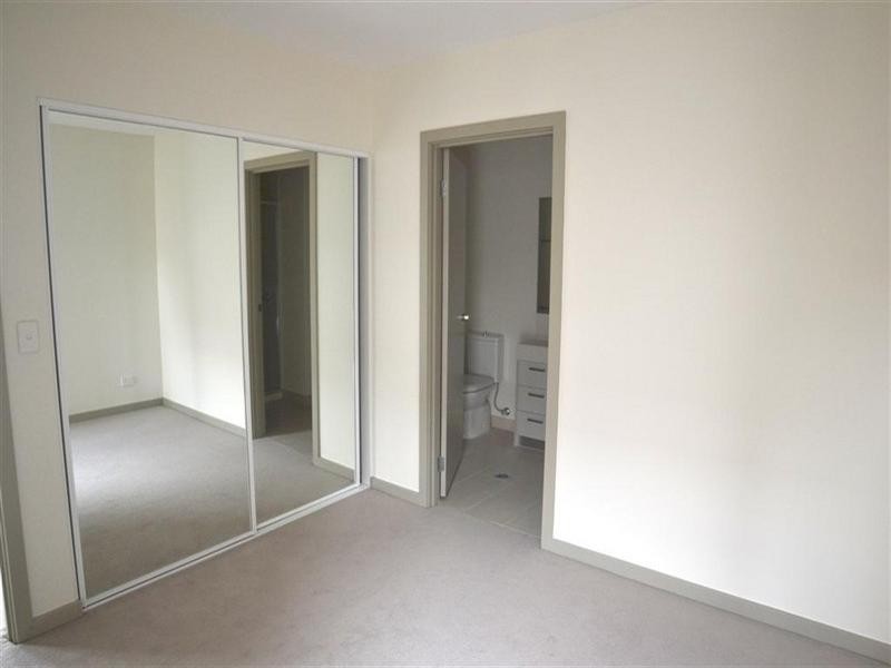 203/1 Frank Street, Glen Waverley VIC 3150