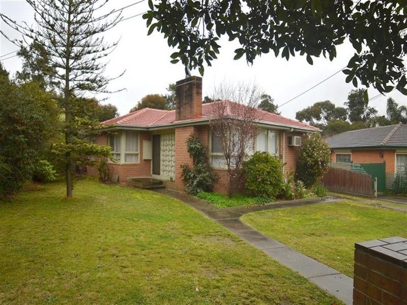 35 Woolwich Drive, Mulgrave VIC 3170
