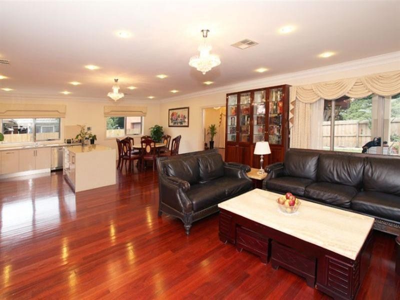 3 Kinnoull Grove, Glen Waverley VIC 3150