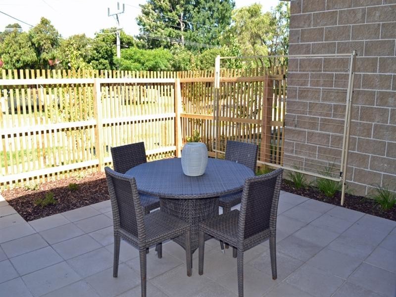 2/45 Winbirra Parade, Ashwood VIC 3147