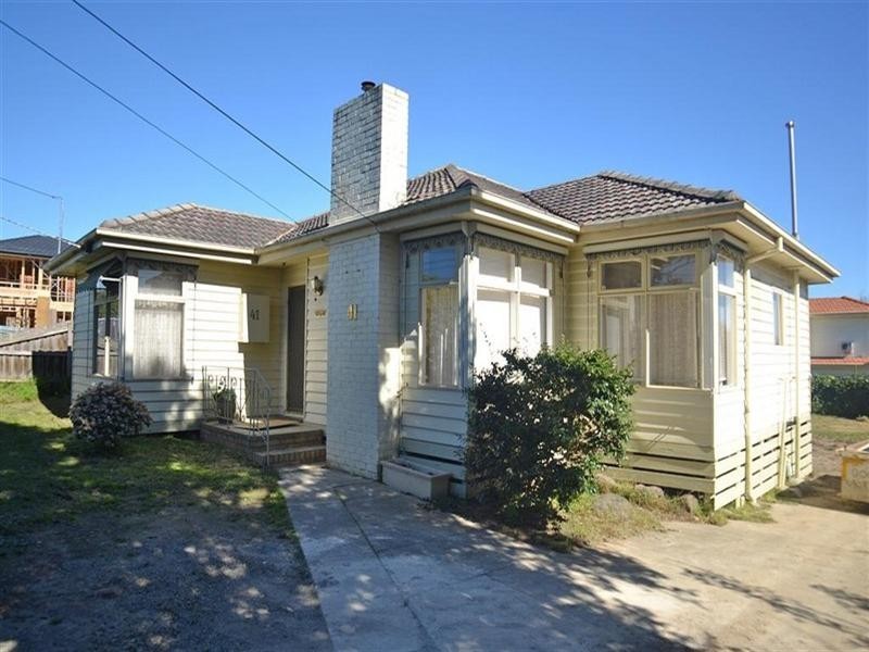 41 Stanley Avenue, Mount Waverley VIC 3149