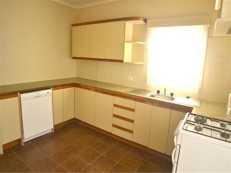 41 Stanley Avenue, Mount Waverley VIC 3149