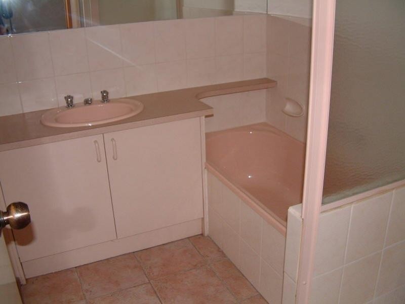 24 Robinson Drive, Burwood East VIC 3151