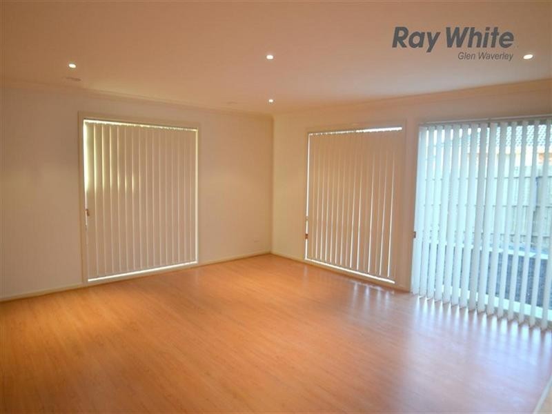 1/17 Kirstina Road, Glen Waverley VIC 3150