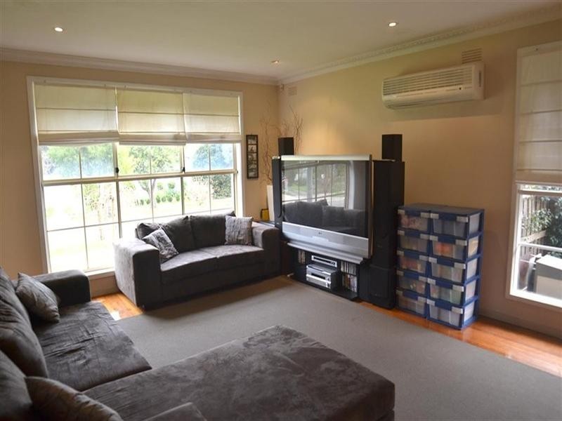 68 Windella Crescent, Glen Waverley VIC 3150