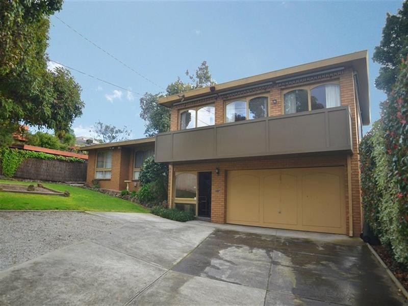 321 Gallaghers Road, Glen Waverley VIC 3150