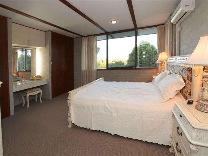 10 Solway Drive, Glen Waverley VIC 3150