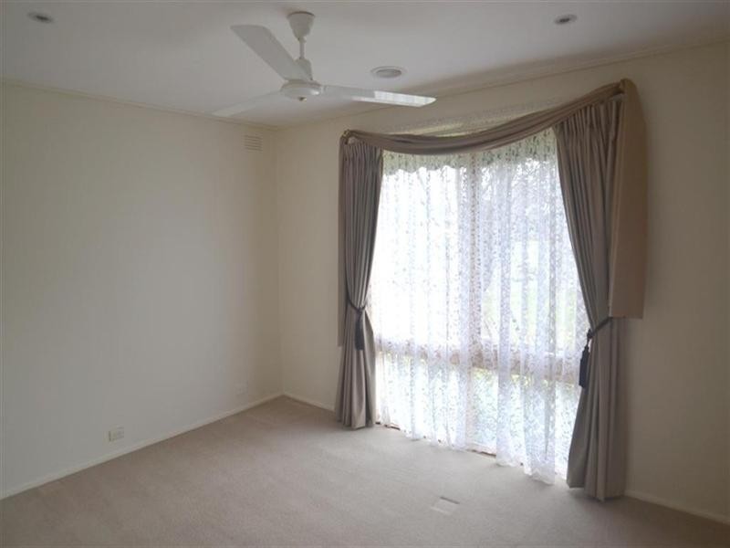 5 Bentley Close, Mulgrave VIC 3170