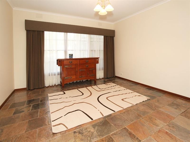 12 Stableford Avenue, Glen Waverley VIC 3150