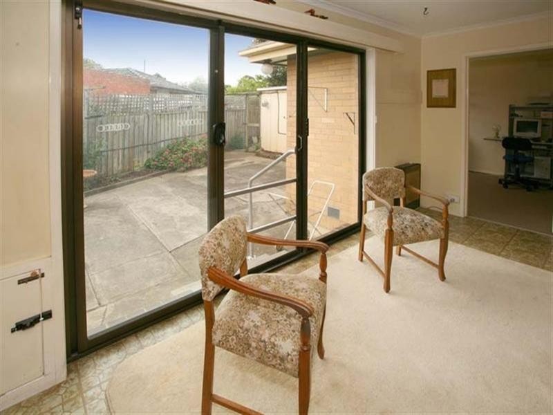 1 Tamala Avenue, Notting Hill VIC 3168