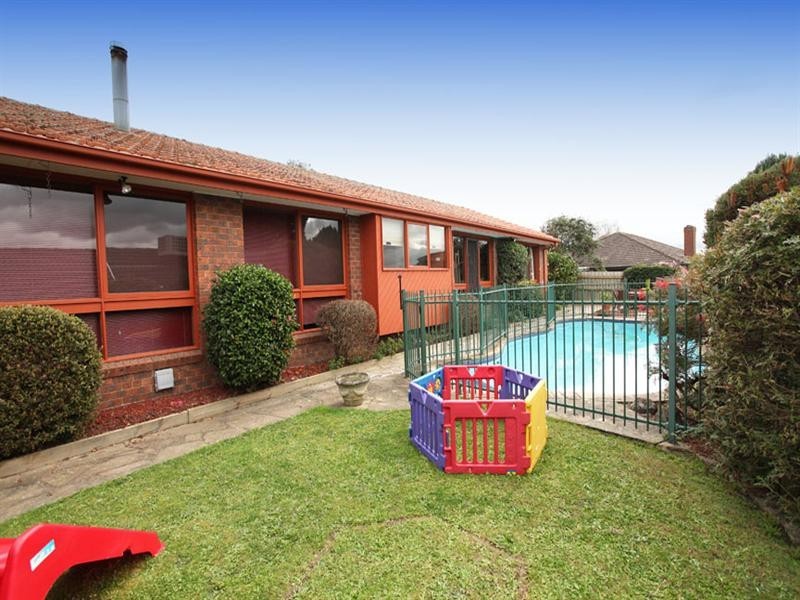 39 Haversham Avenue, Wheelers Hill VIC 3150