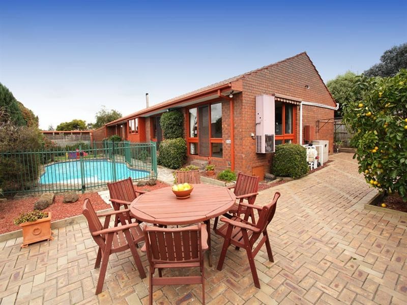 39 Haversham Avenue, Wheelers Hill VIC 3150