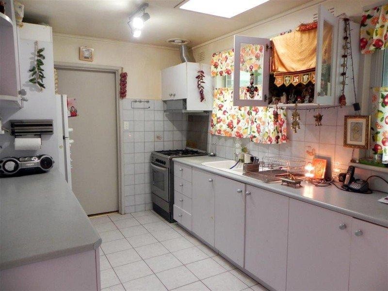 14 Ballara Avenue, Glen Waverley VIC 3150