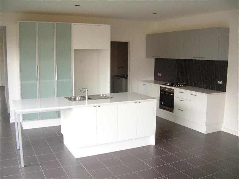 28 Stadium Circuit, Mulgrave VIC 3170