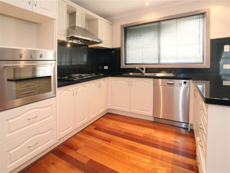 2/28 Rob Roy Street, Glen Waverley VIC 3150