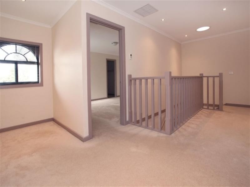 2/28 Rob Roy Street, Glen Waverley VIC 3150