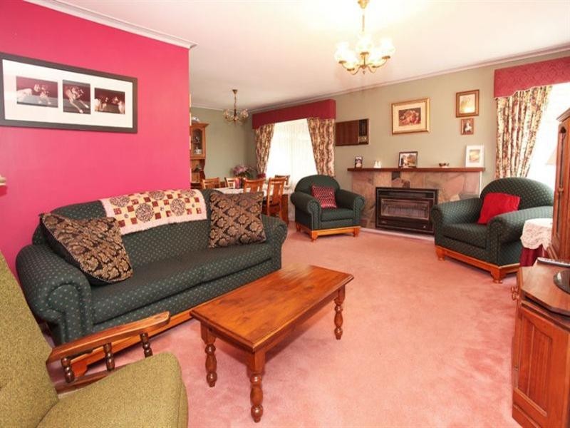 33 Hansworth Street, Mulgrave VIC 3170