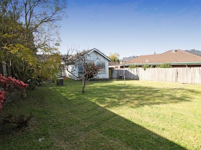 10 Garrisson Drive, Glen Waverley VIC 3150