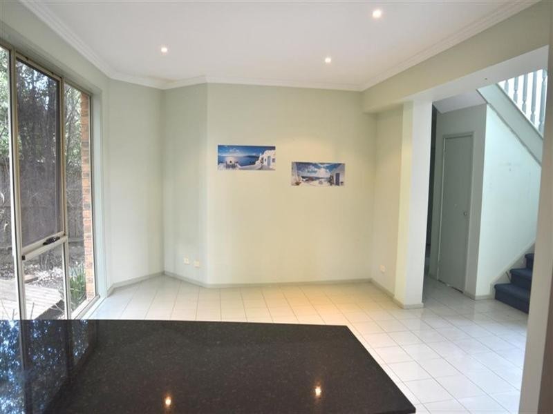 8 Lakeview Court, Glen Waverley VIC 3150